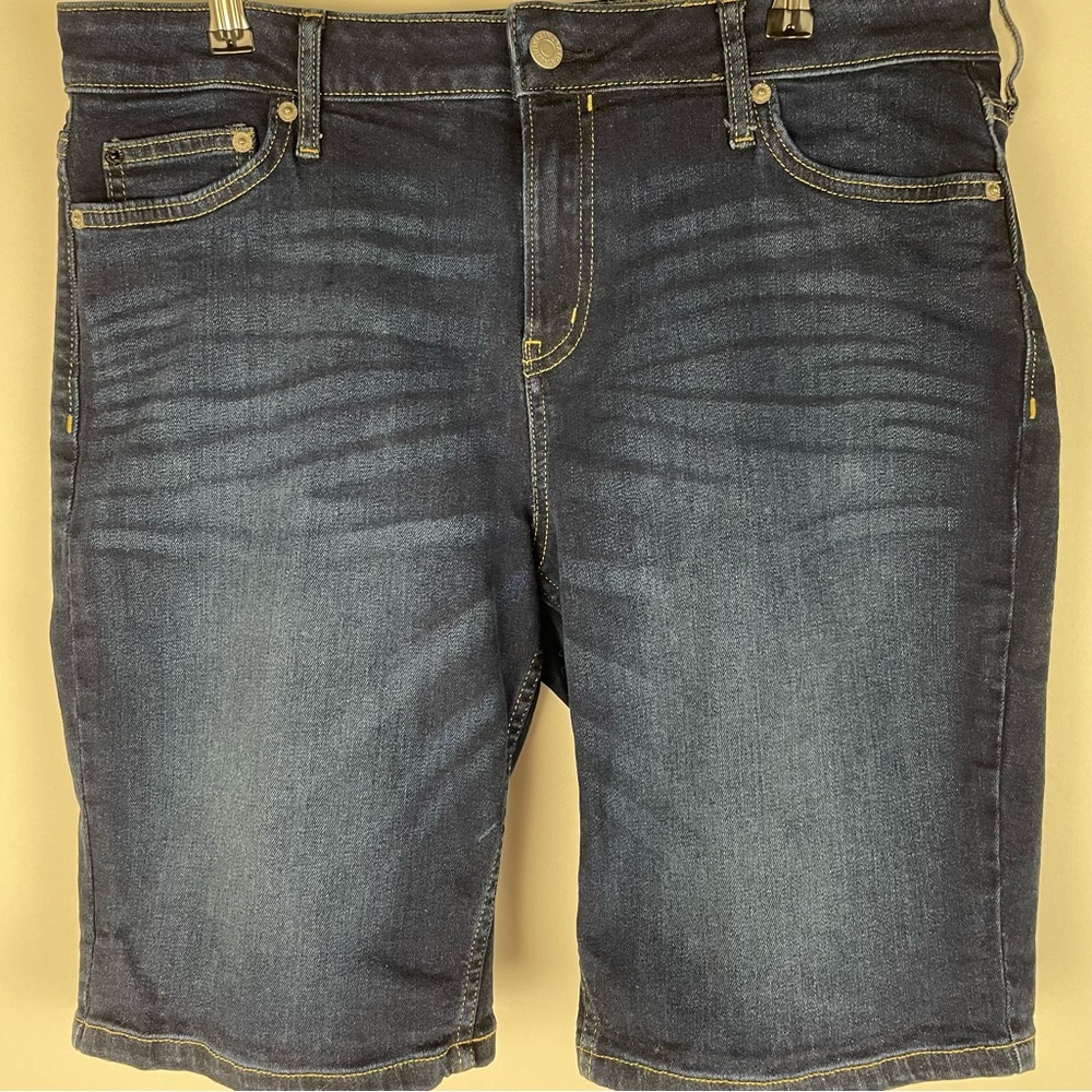 Calvin Klein Dark Wash High Rise Bermuda Shorts Women’s Size 12